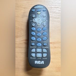 + RCA RCR312W Three-Device Universal Remote Control (No Battery)